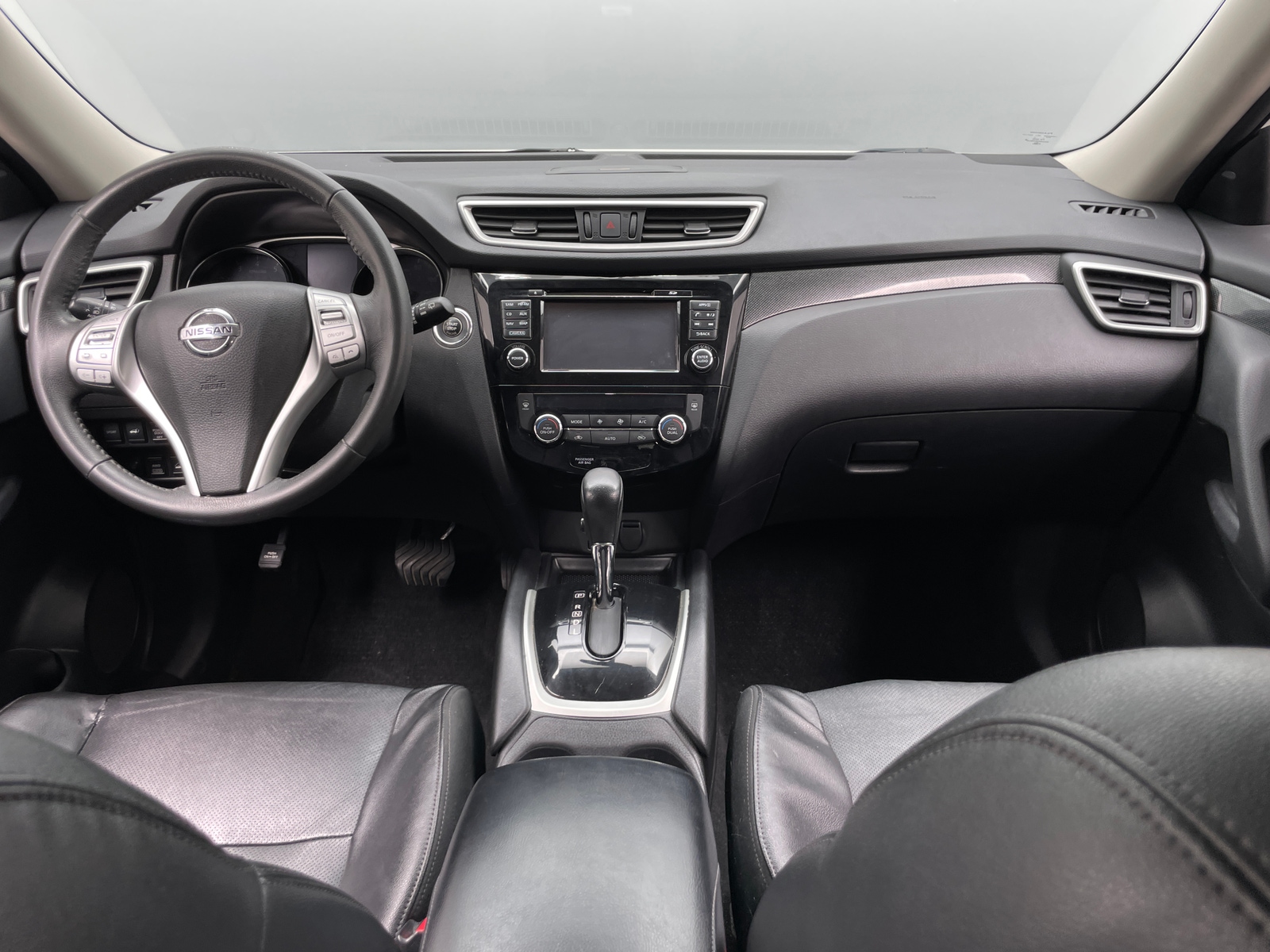 Thumbnail: 2016 Nissan Rogue - 2