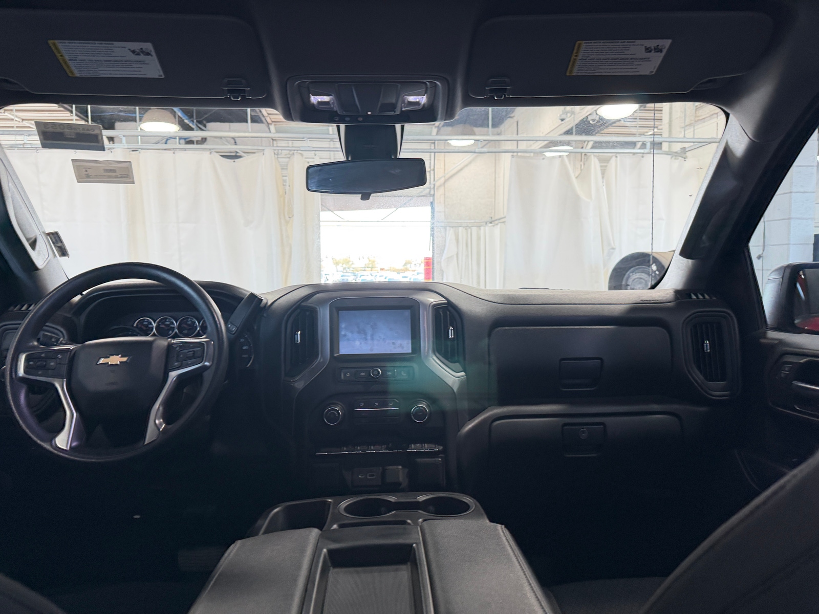 Thumbnail: 2022 Chevrolet Silverado 1500 - 3