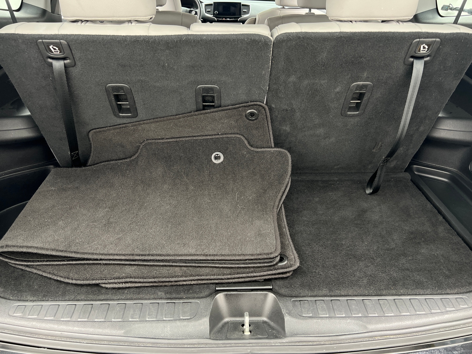 Thumbnail: 2019 Honda Pilot - 6