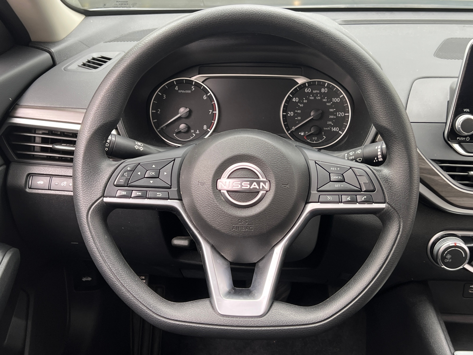 Thumbnail: 2025 Nissan Altima - 5