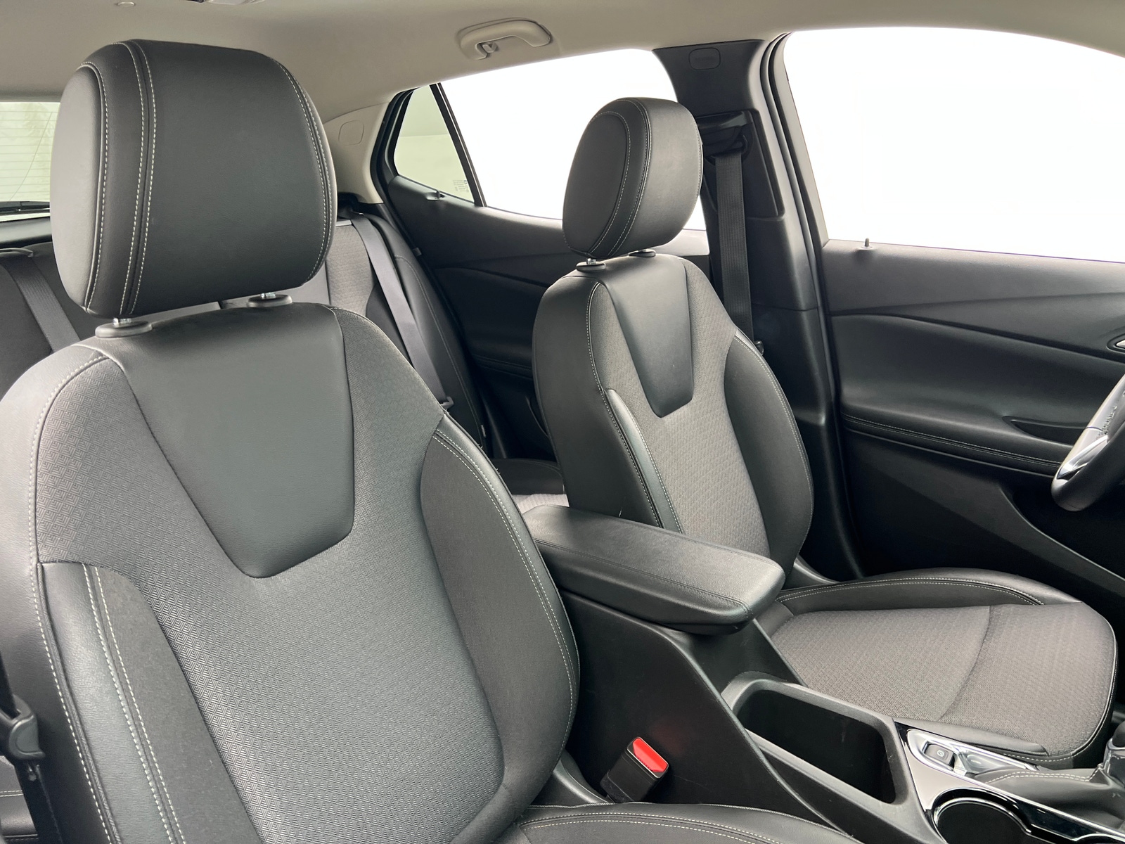Thumbnail: 2025 Buick Encore GX - 2