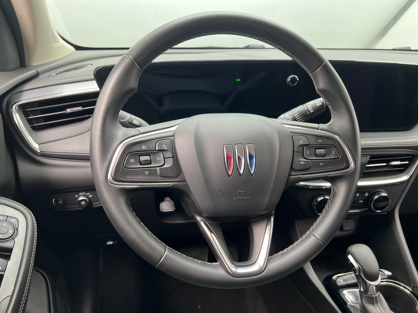 Thumbnail: 2025 Buick Encore GX - 5