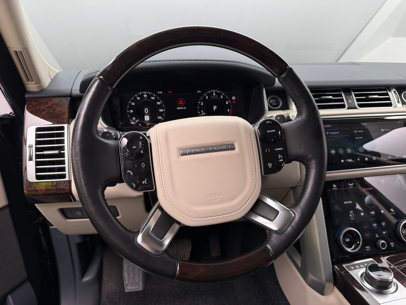 Thumbnail: 2020 Land Rover Range Rover - 4