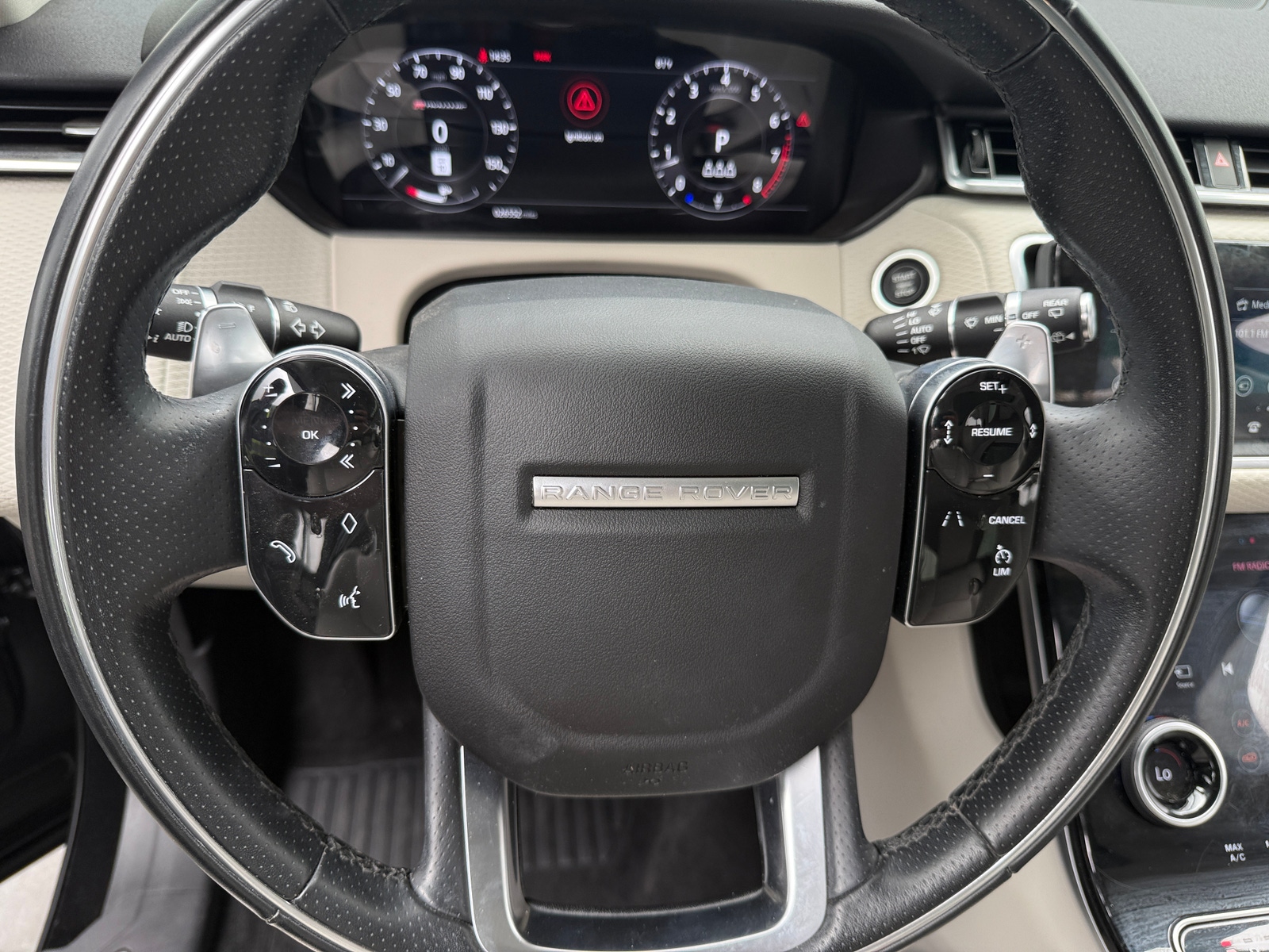 Thumbnail: 2019 Land Rover Range Rover Velar - 4