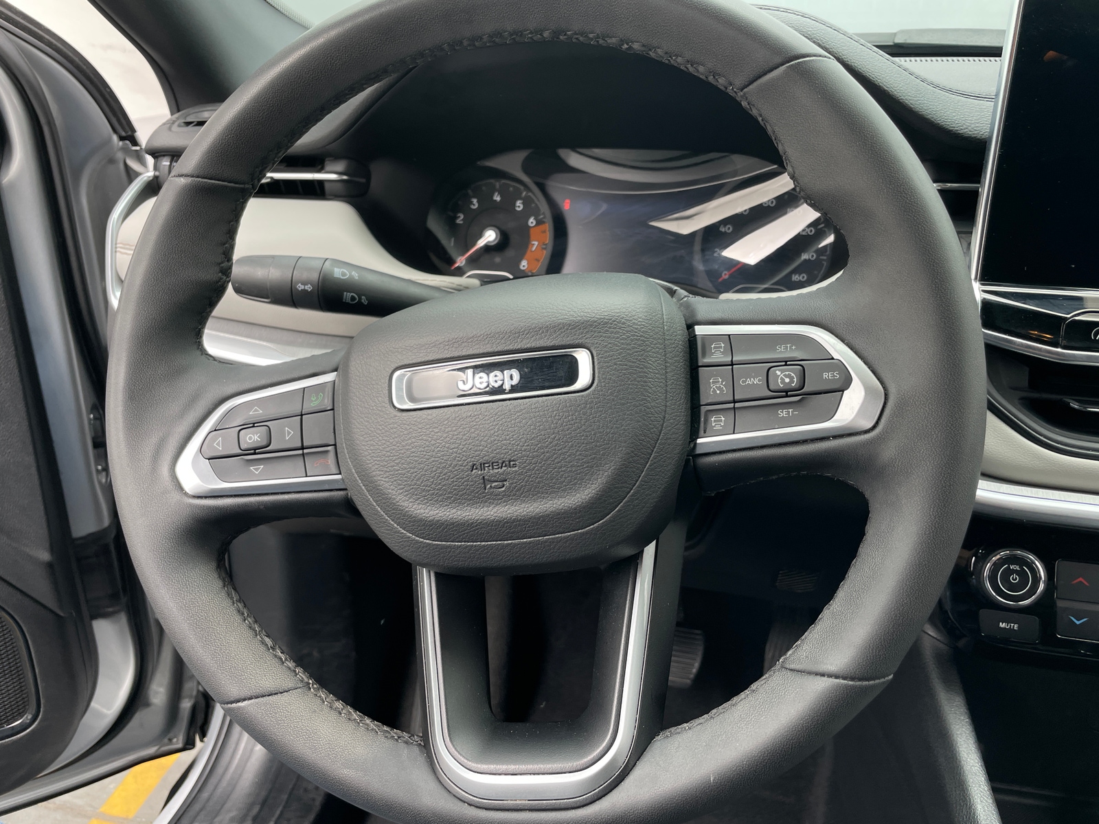 Thumbnail: 2025 Jeep Compass - 4