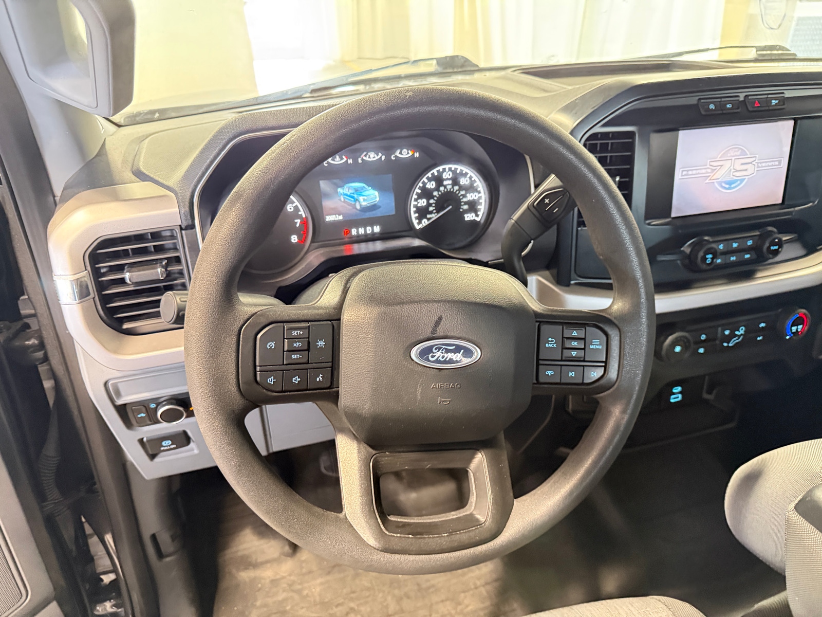 Thumbnail: 2023 Ford Econoline - 5