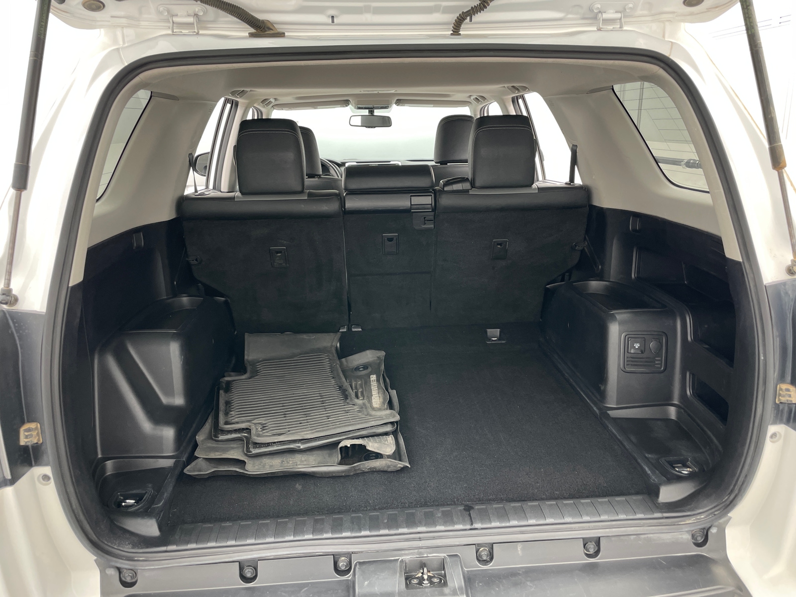 Thumbnail: 2019 Toyota 4Runner - 6