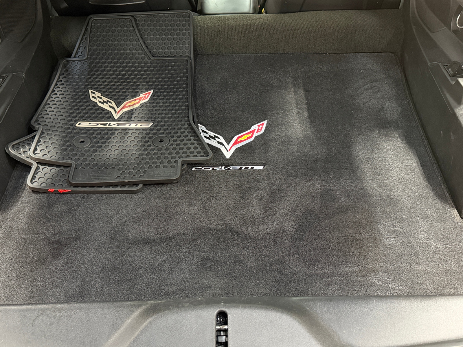 Thumbnail: 2015 Chevrolet Corvette - 4
