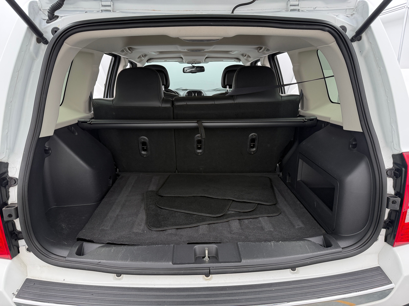 Thumbnail: 2017 Jeep Patriot - 6