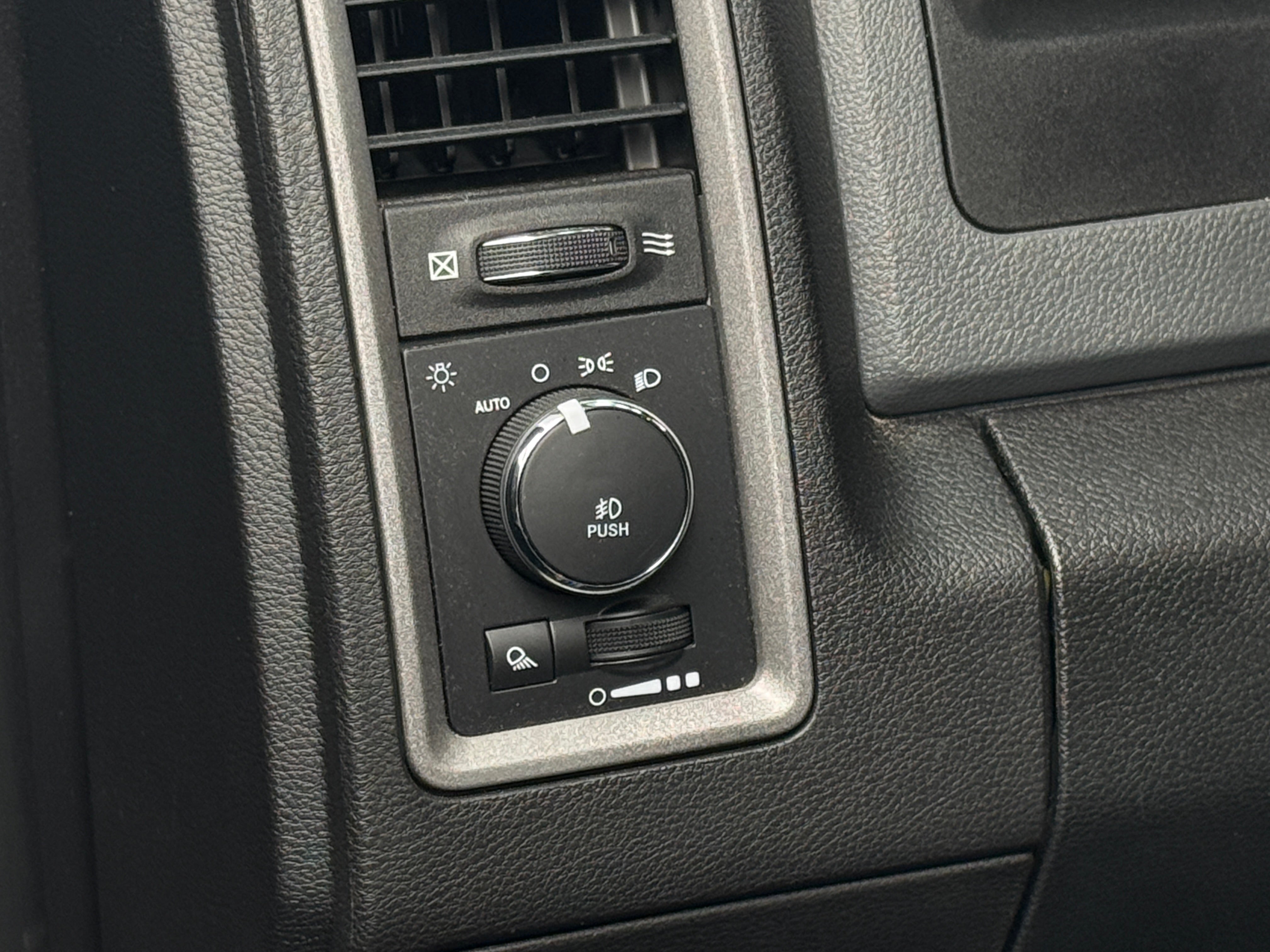 2018 RAM Ram 1500 Pickup