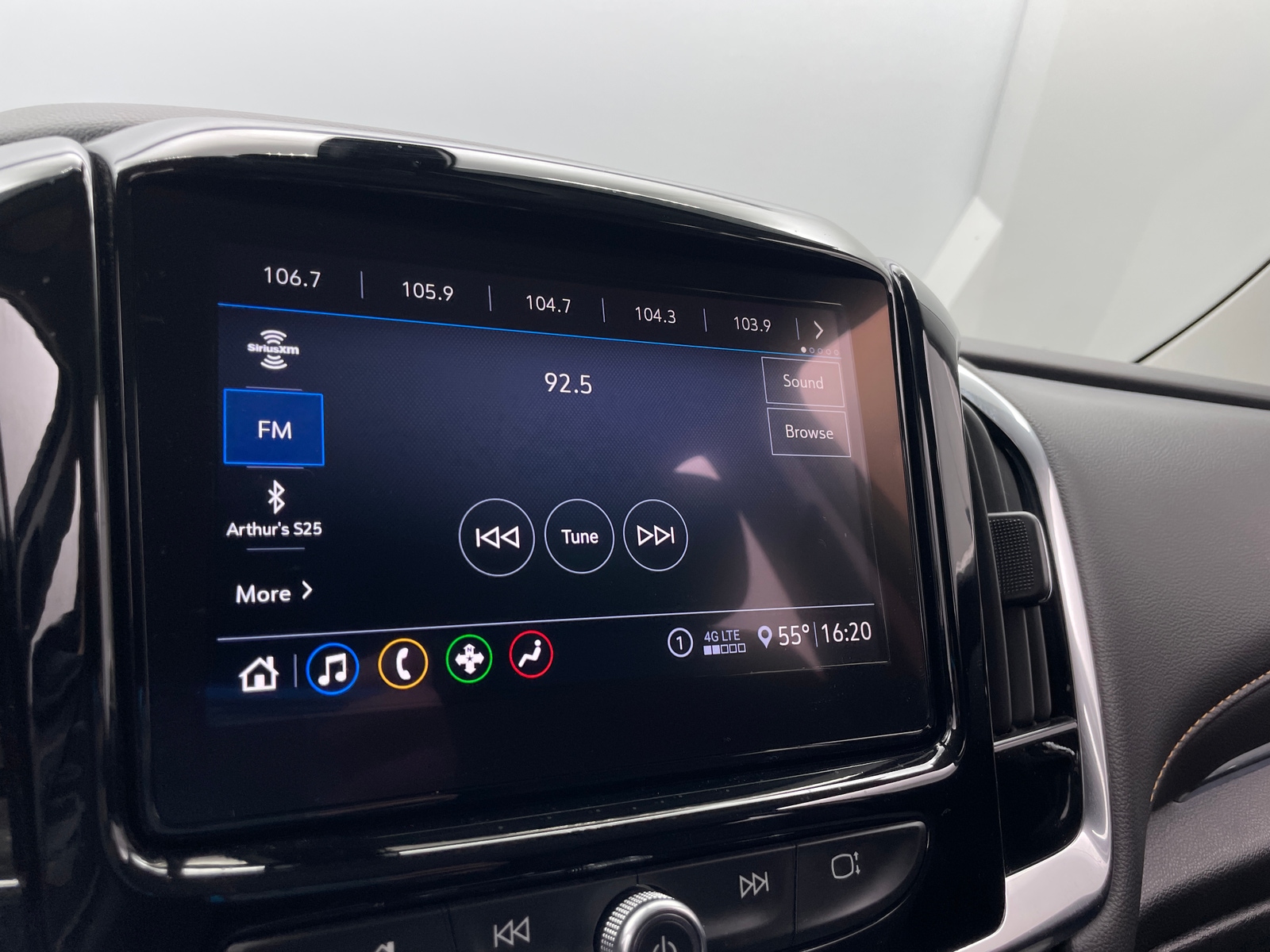 Thumbnail: 2020 Chevrolet Traverse - 4