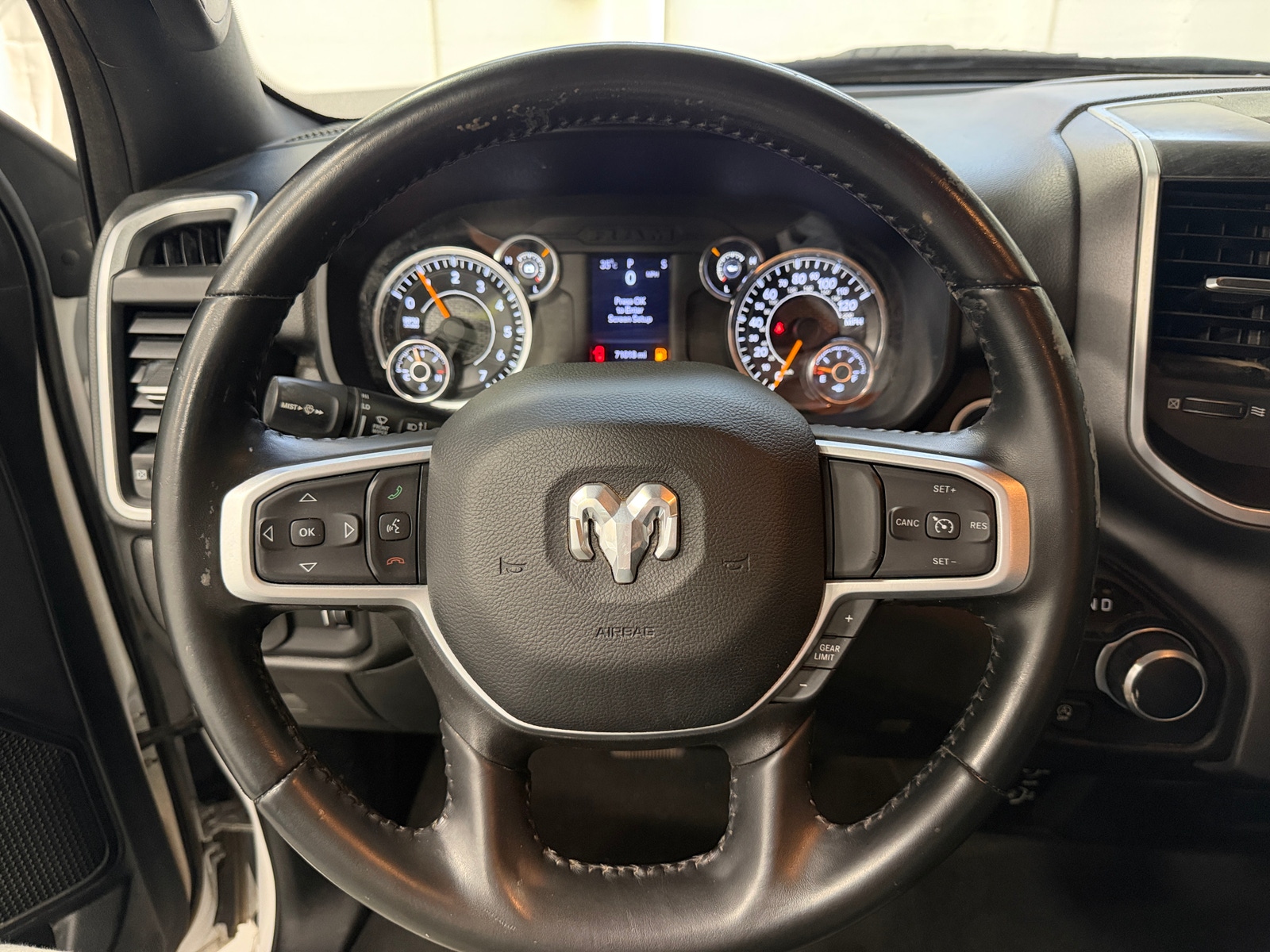 Thumbnail: 2022 RAM 1500 - 5