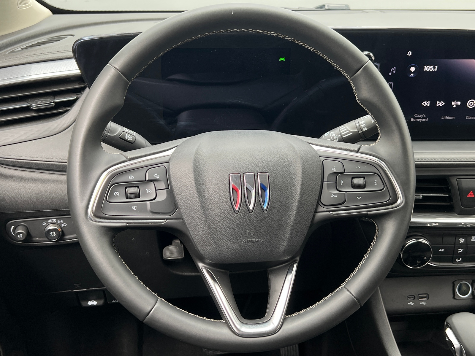 Thumbnail: 2025 Buick Encore GX - 4