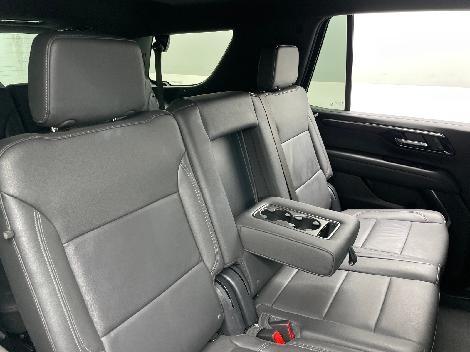 Thumbnail: 2025 Chevrolet Tahoe - 5