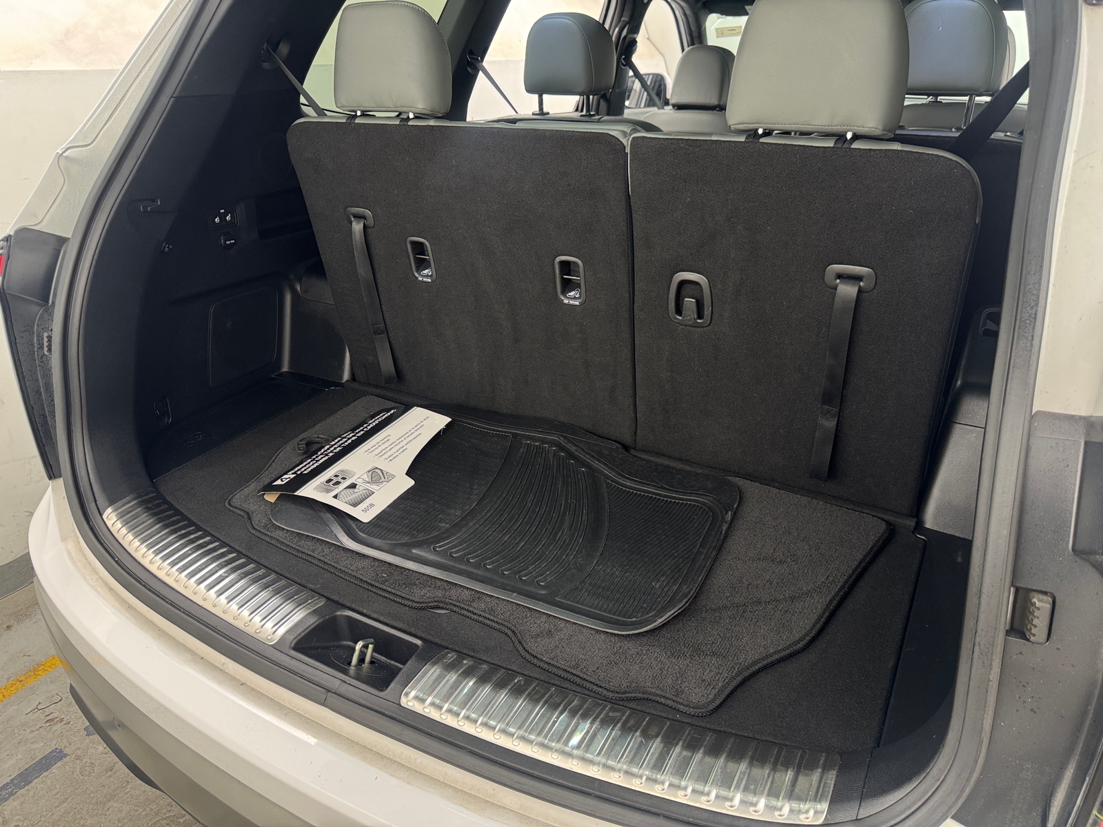 Thumbnail: 2023 Kia Telluride - 6