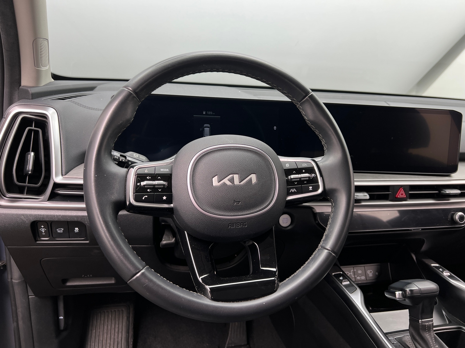 Thumbnail: 2024 Kia Sorento - 4