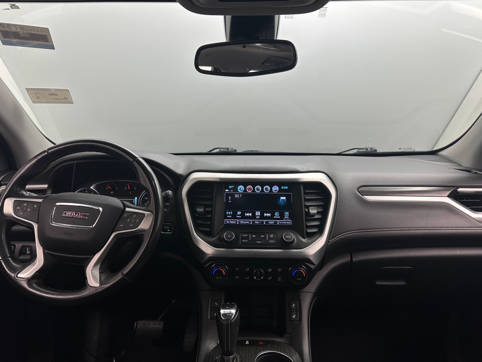 Thumbnail: 2018 GMC Acadia - 2