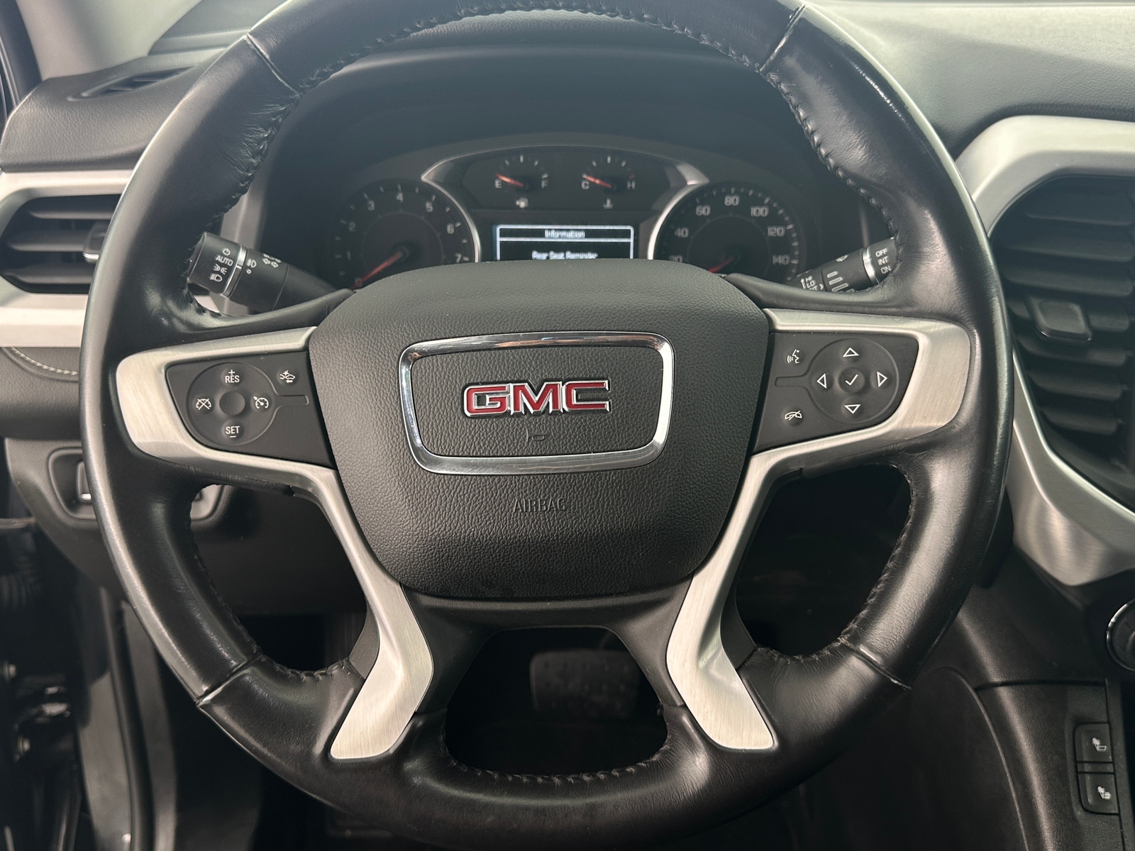 Thumbnail: 2018 GMC Acadia - 4