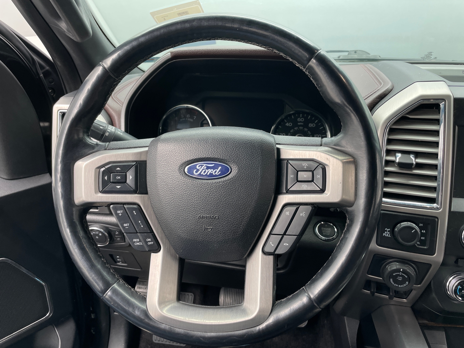 Thumbnail: 2017 Ford Econoline - 4