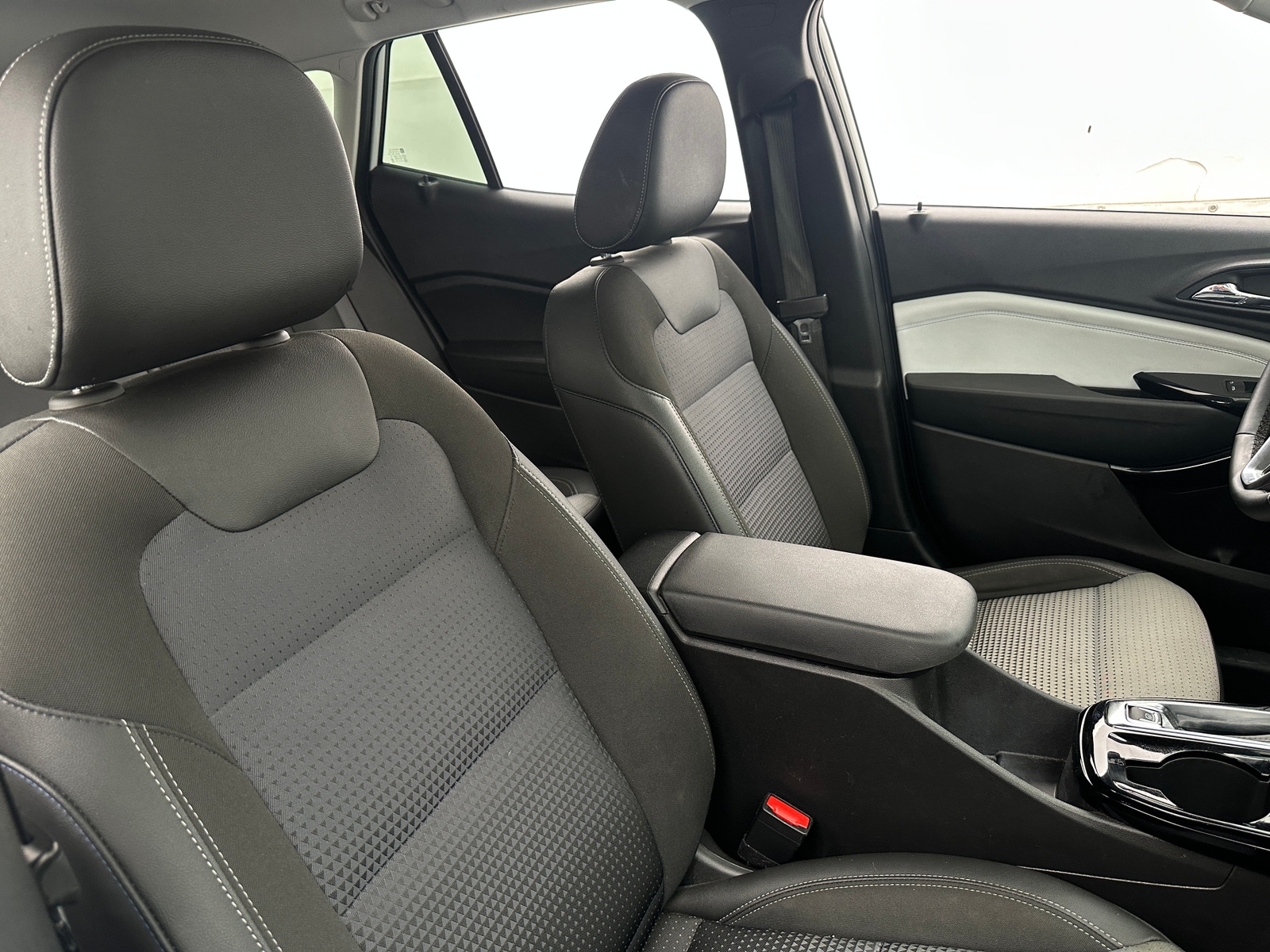 Thumbnail: 2024 Chevrolet Trax - 2