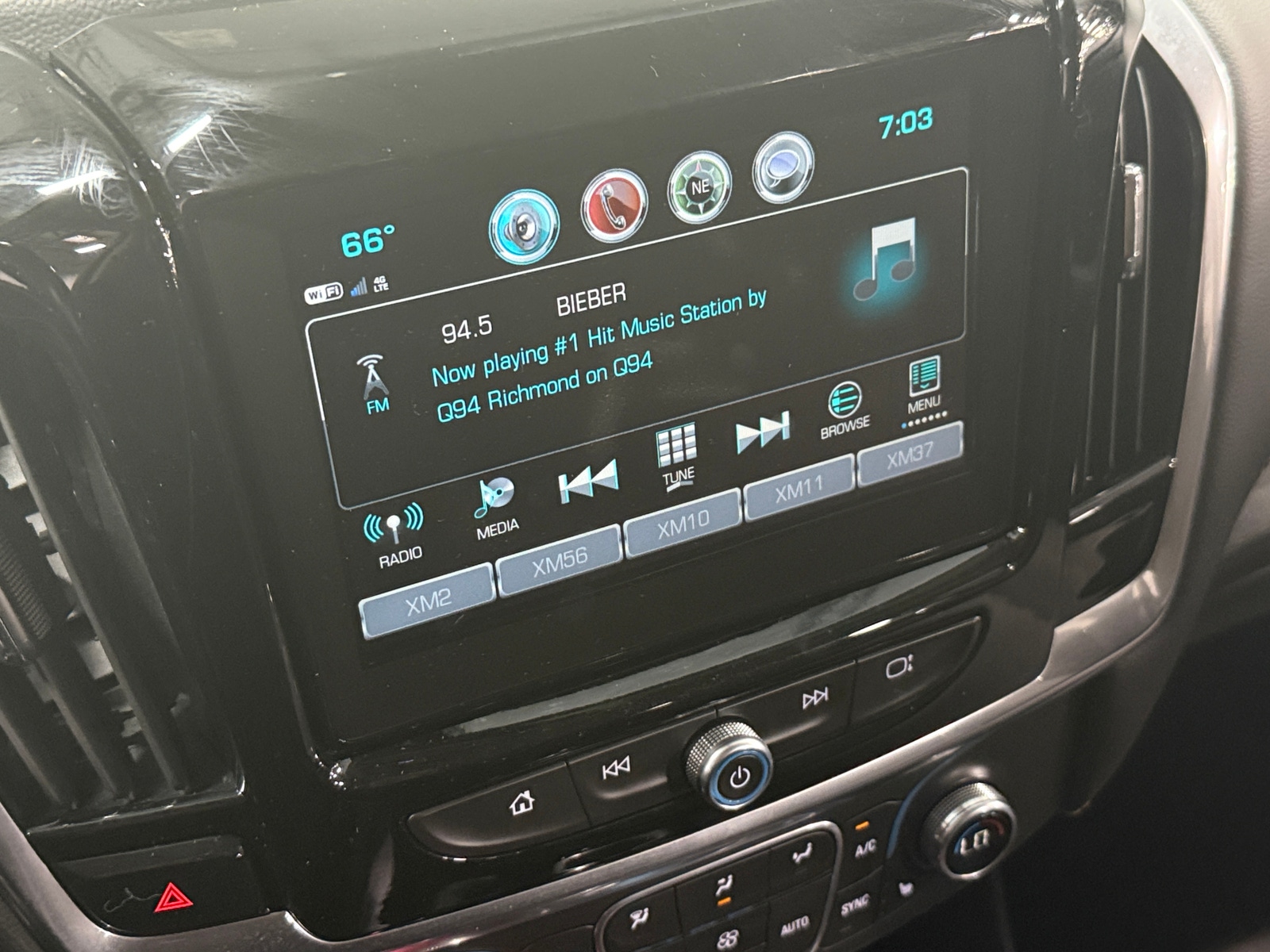 Thumbnail: 2019 Chevrolet Traverse - 4