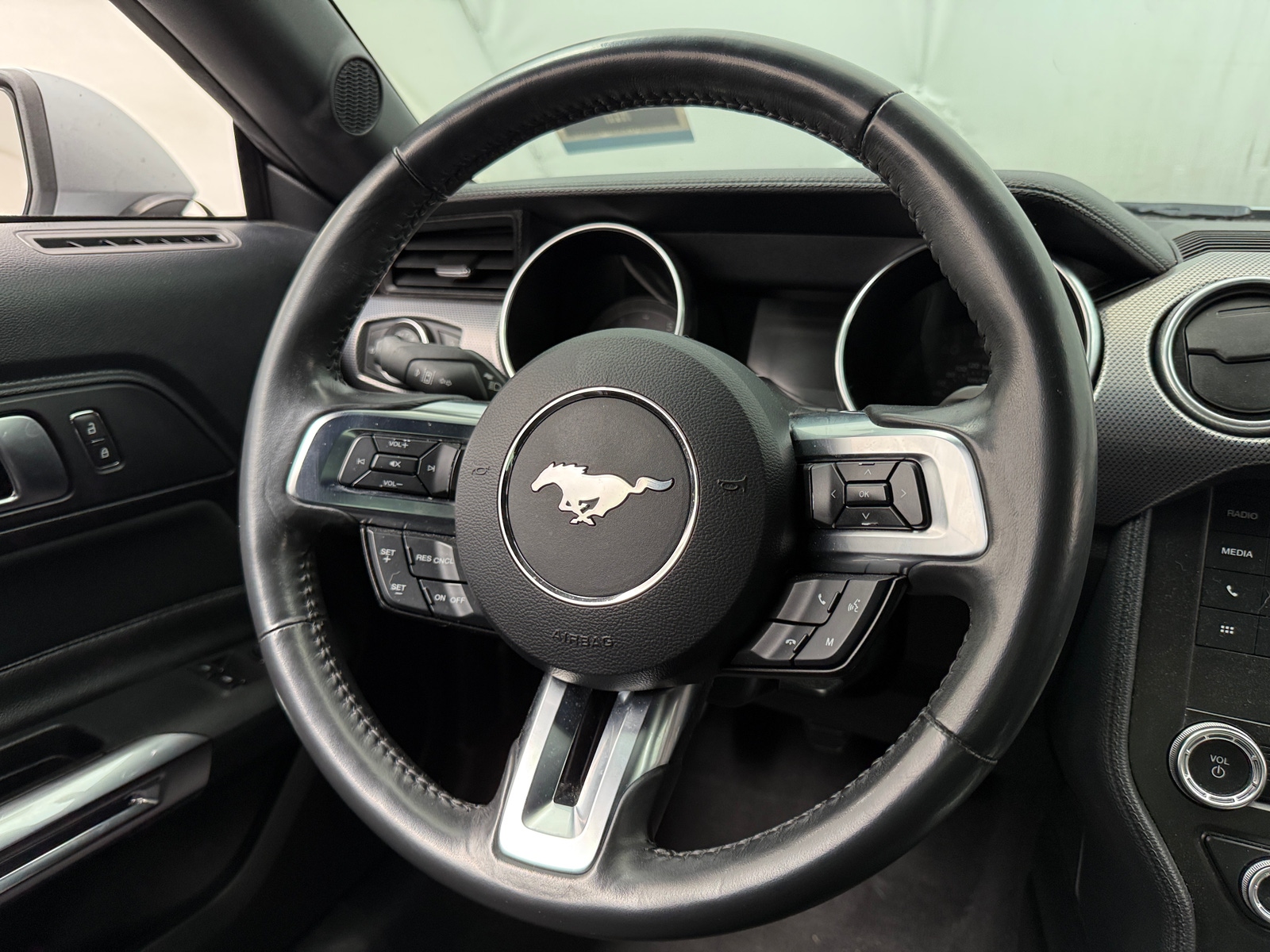 Thumbnail: 2021 Ford Mustang - 4