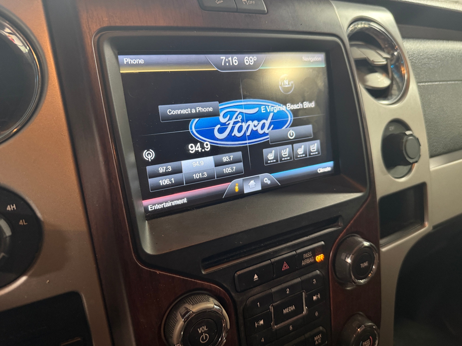 Thumbnail: 2014 Ford Econoline - 3