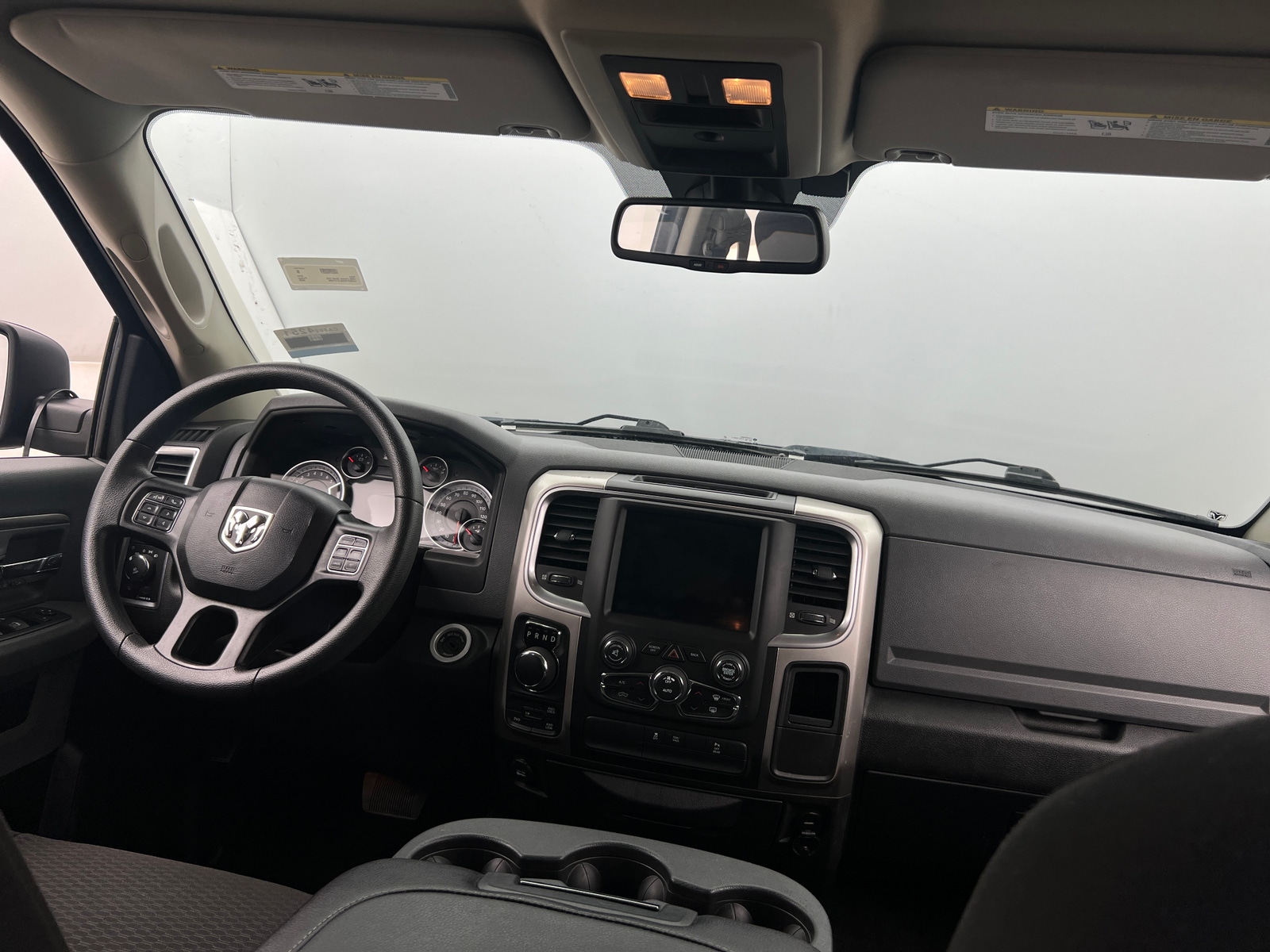 Thumbnail: 2020 RAM 1500 Classic - 3