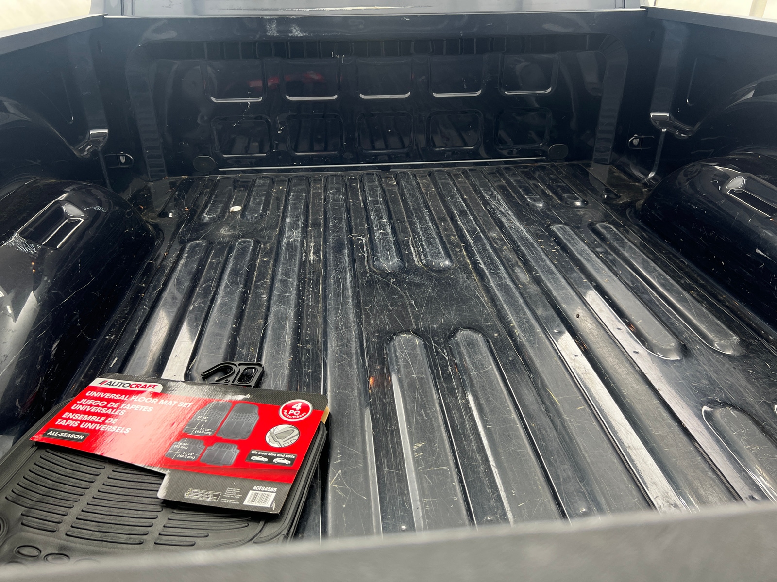 Thumbnail: 2020 RAM 1500 Classic - 7