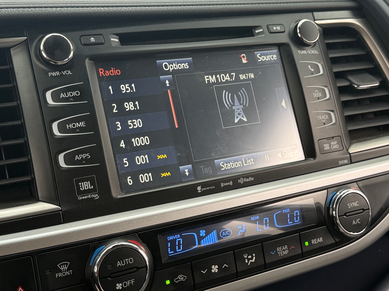 Thumbnail: 2018 Toyota Highlander - 3