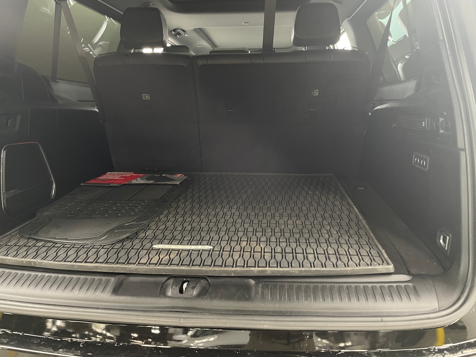 Thumbnail: 2024 Jeep Wagoneer - 6