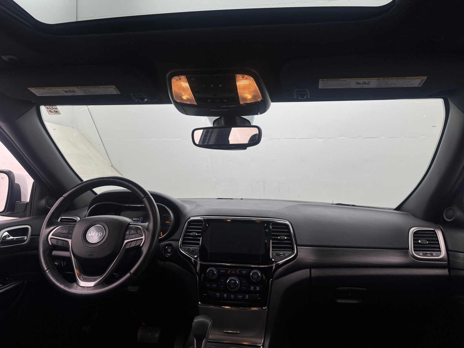 Thumbnail: 2019 Jeep Grand Cherokee - 3