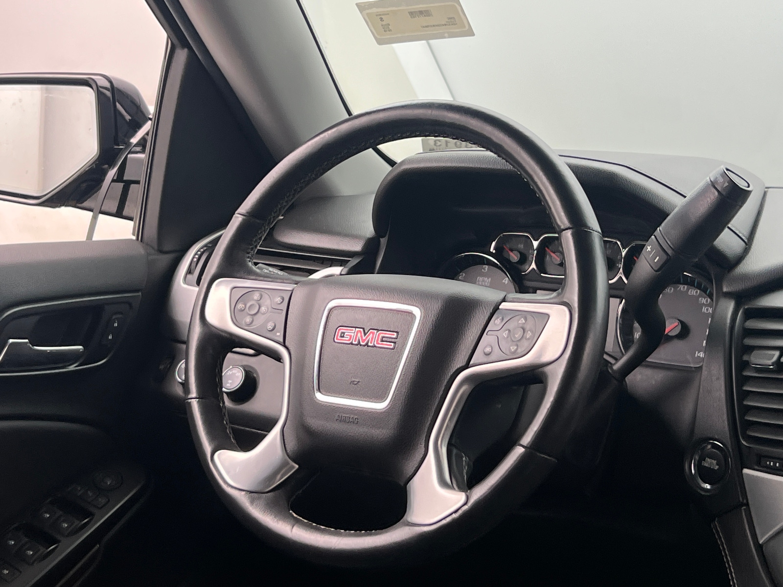 Thumbnail: 2019 GMC Yukon - 4
