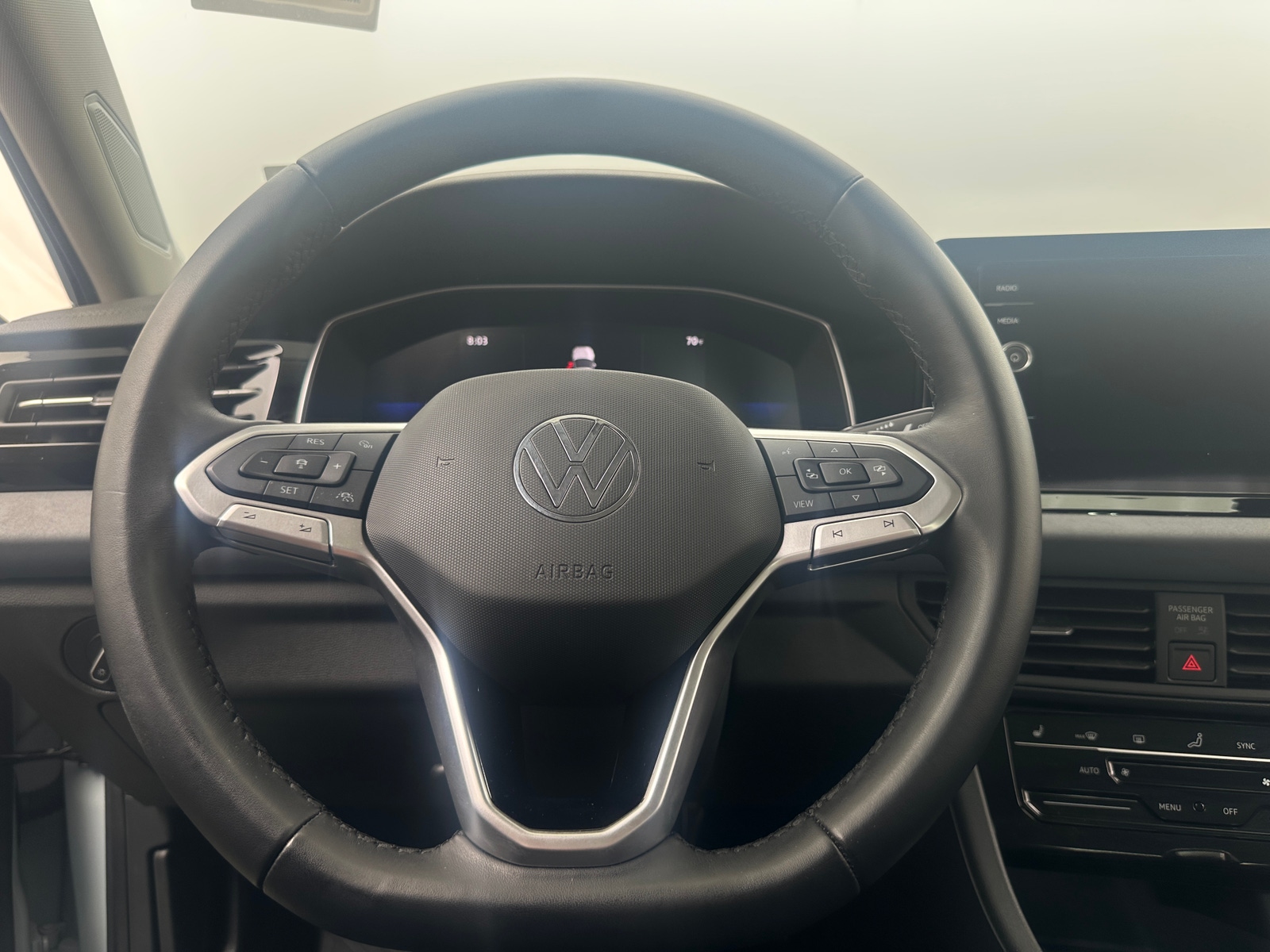 Thumbnail: 2025 Volkswagen Jetta - 4