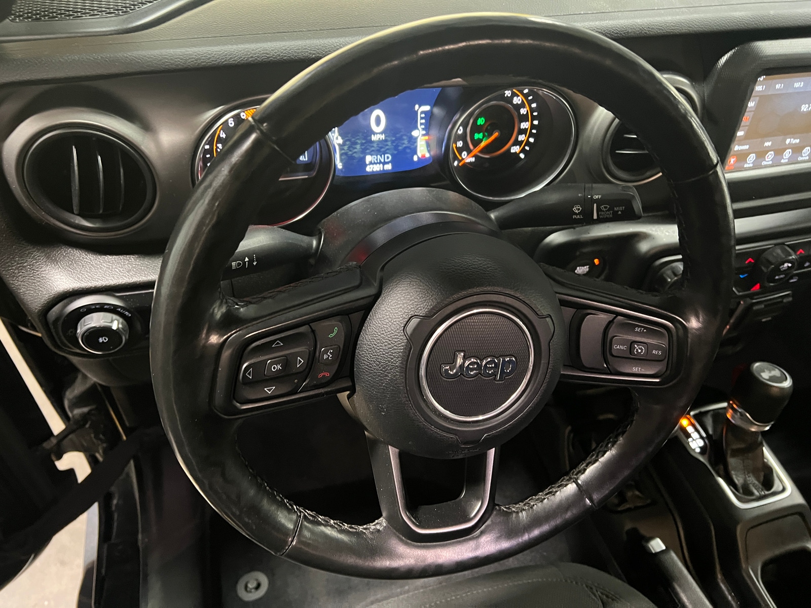Thumbnail: 2022 Jeep Wrangler - 5