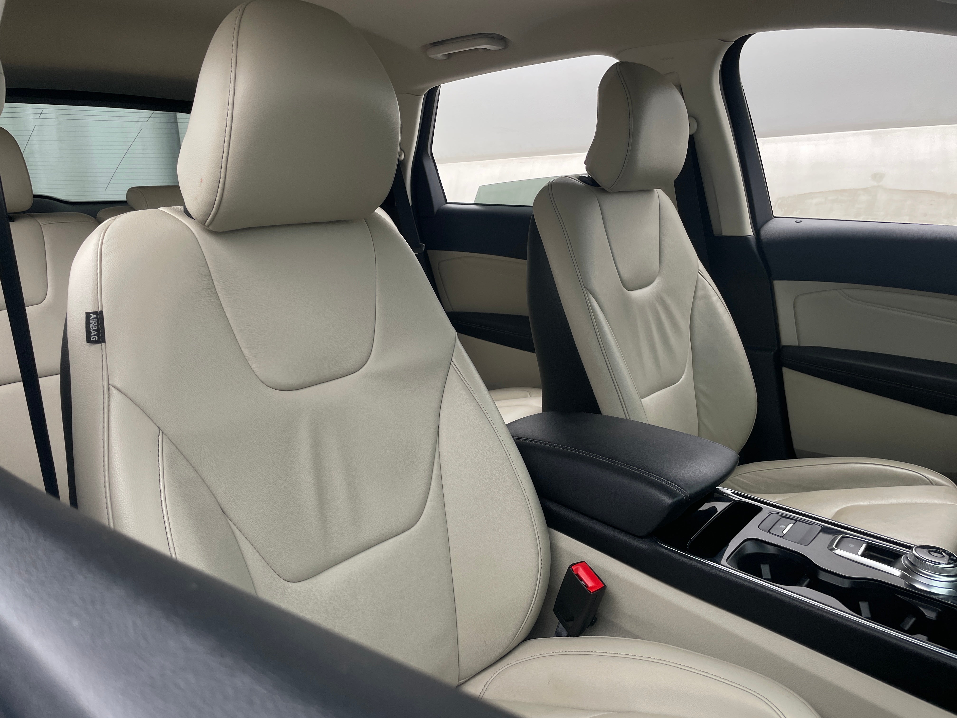 2019 Ford Edge