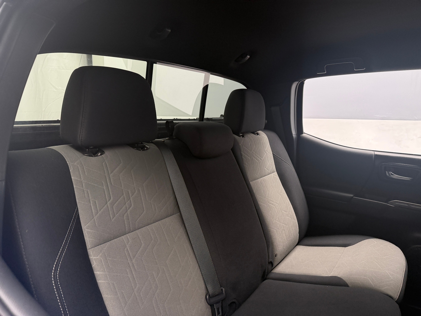 Thumbnail: 2021 Toyota Tacoma - 6