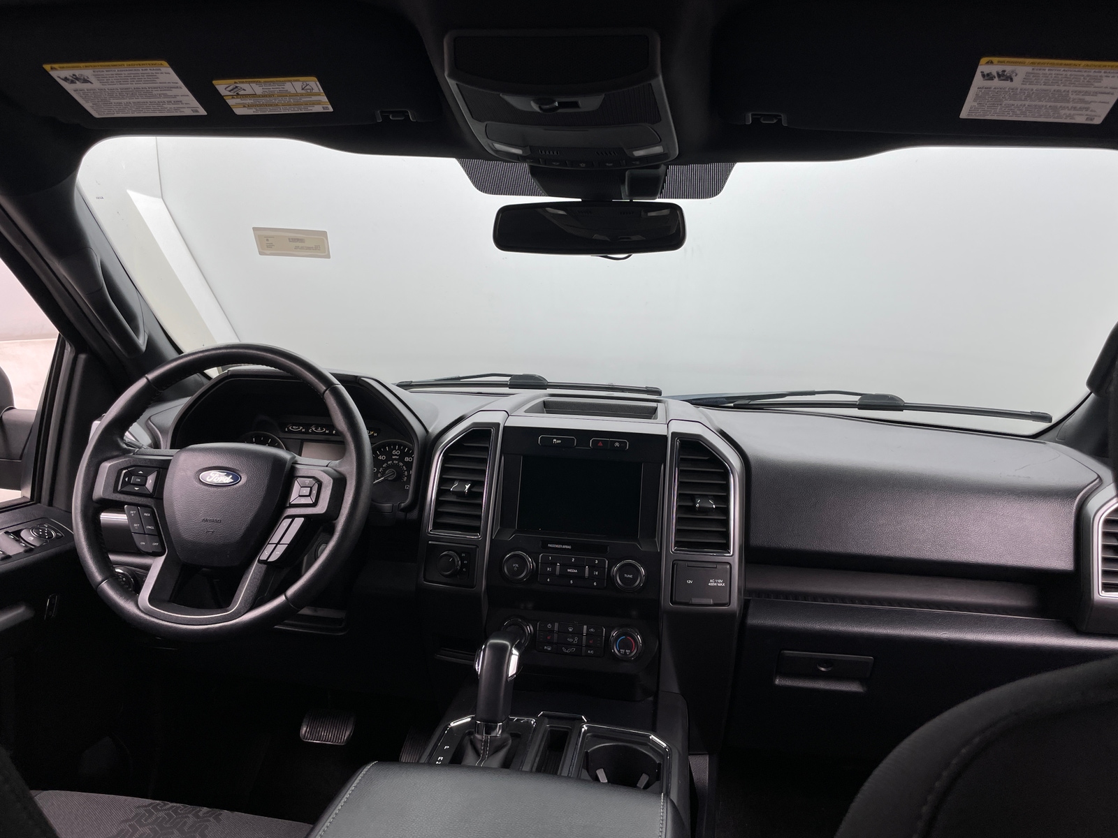 Thumbnail: 2020 Ford Econoline - 3
