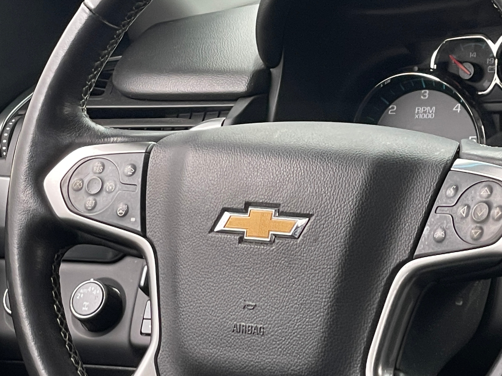 Thumbnail: 2020 Chevrolet Tahoe - 4