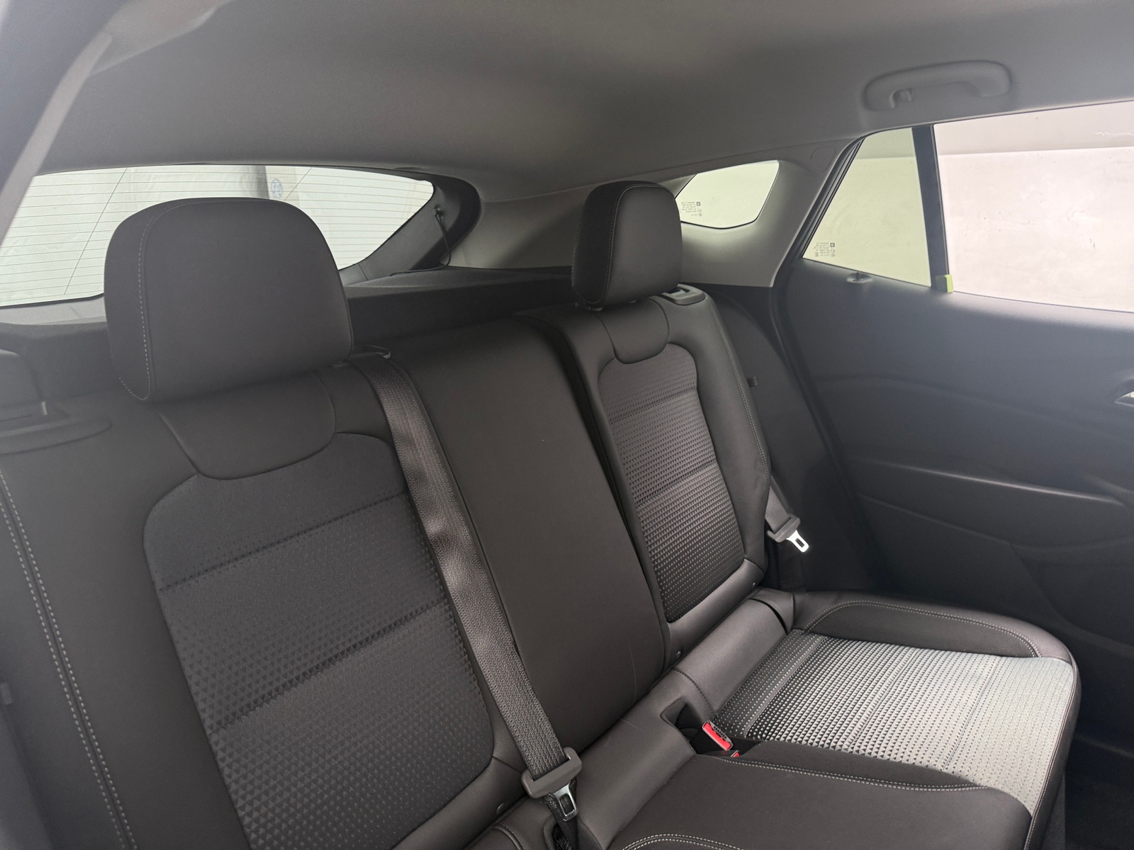 Thumbnail: 2025 Chevrolet Trax - 6
