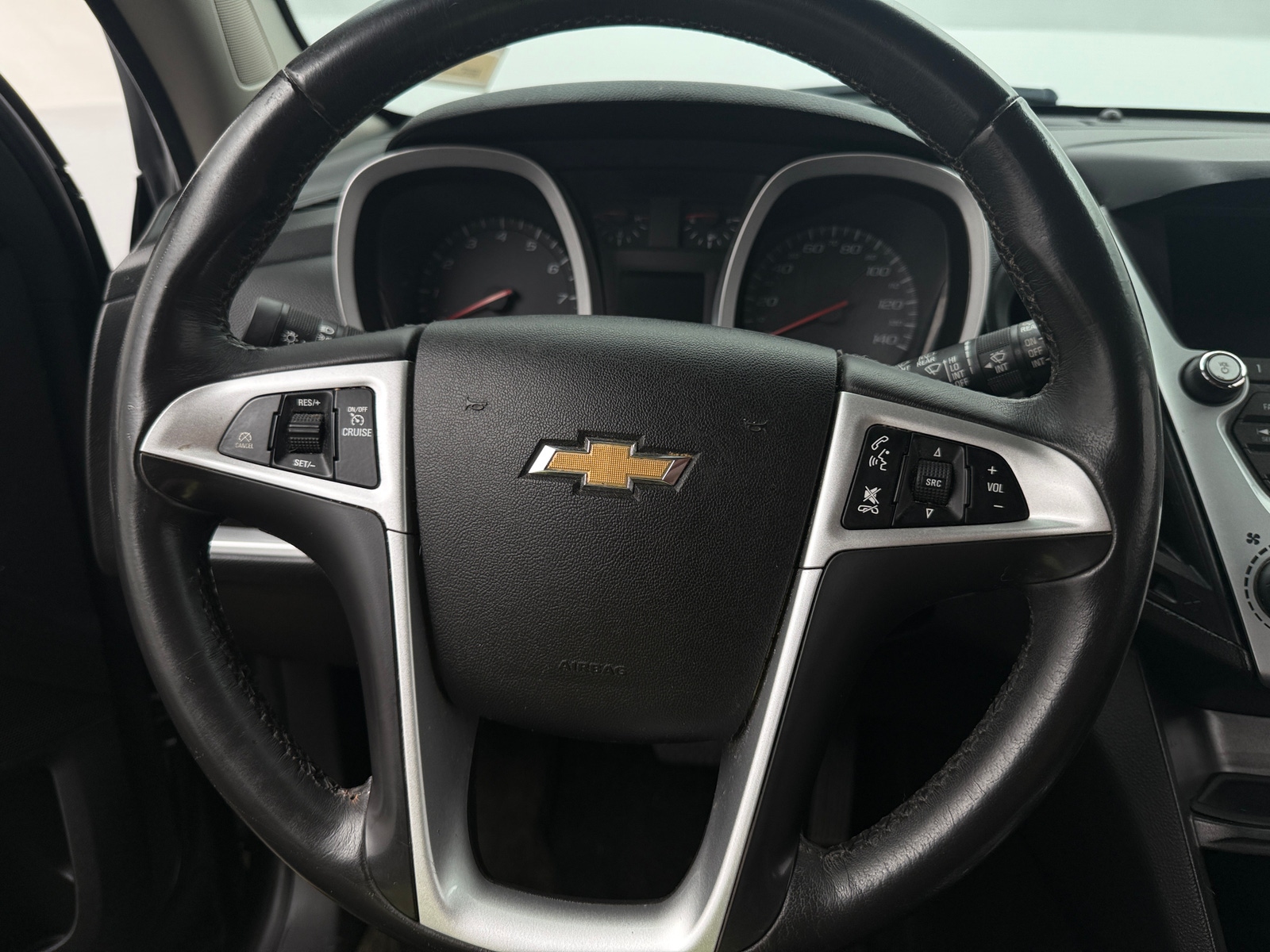 Thumbnail: 2017 Chevrolet Equinox - 4