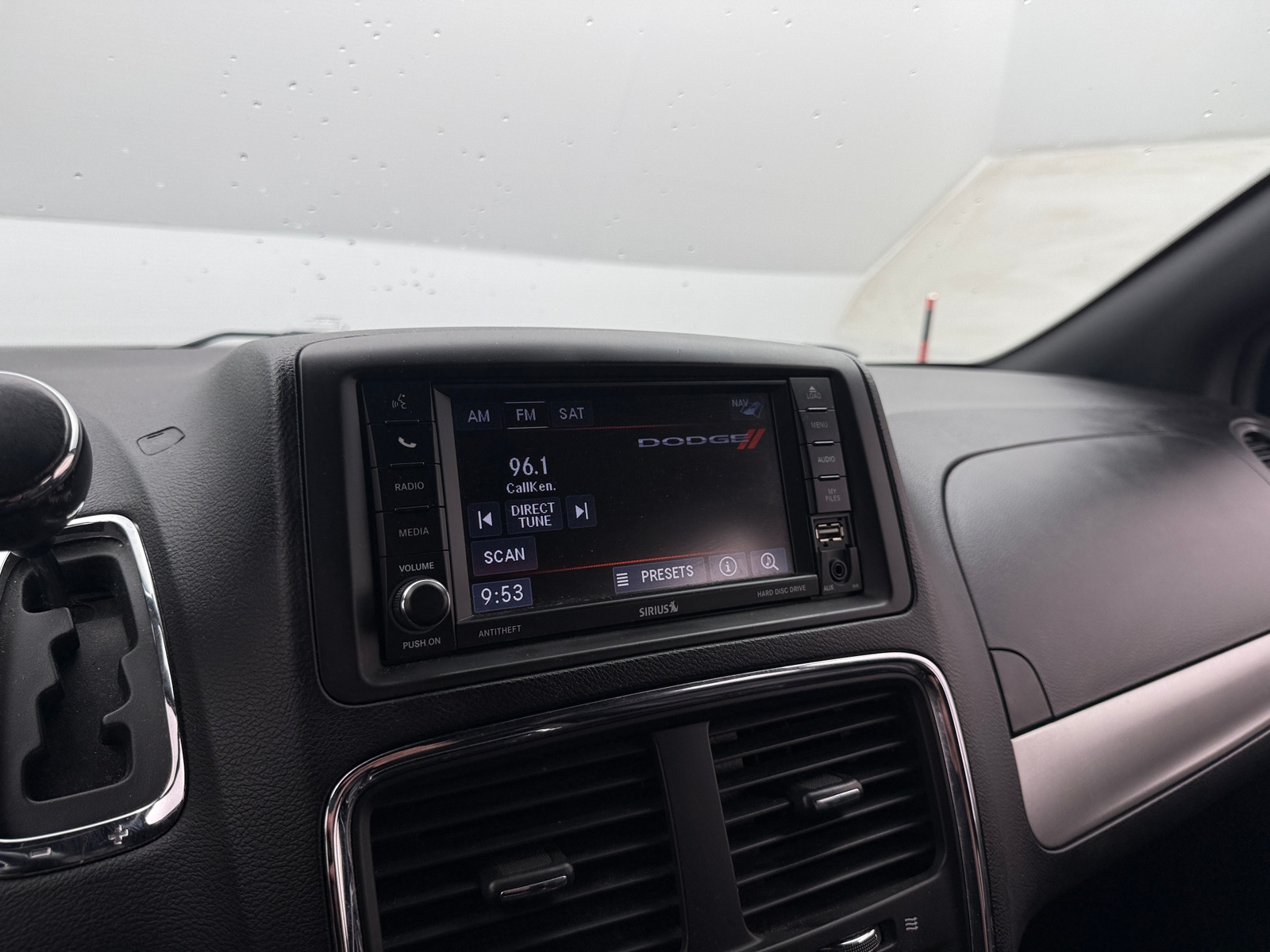 Thumbnail: 2019 Dodge Grand Caravan - 3
