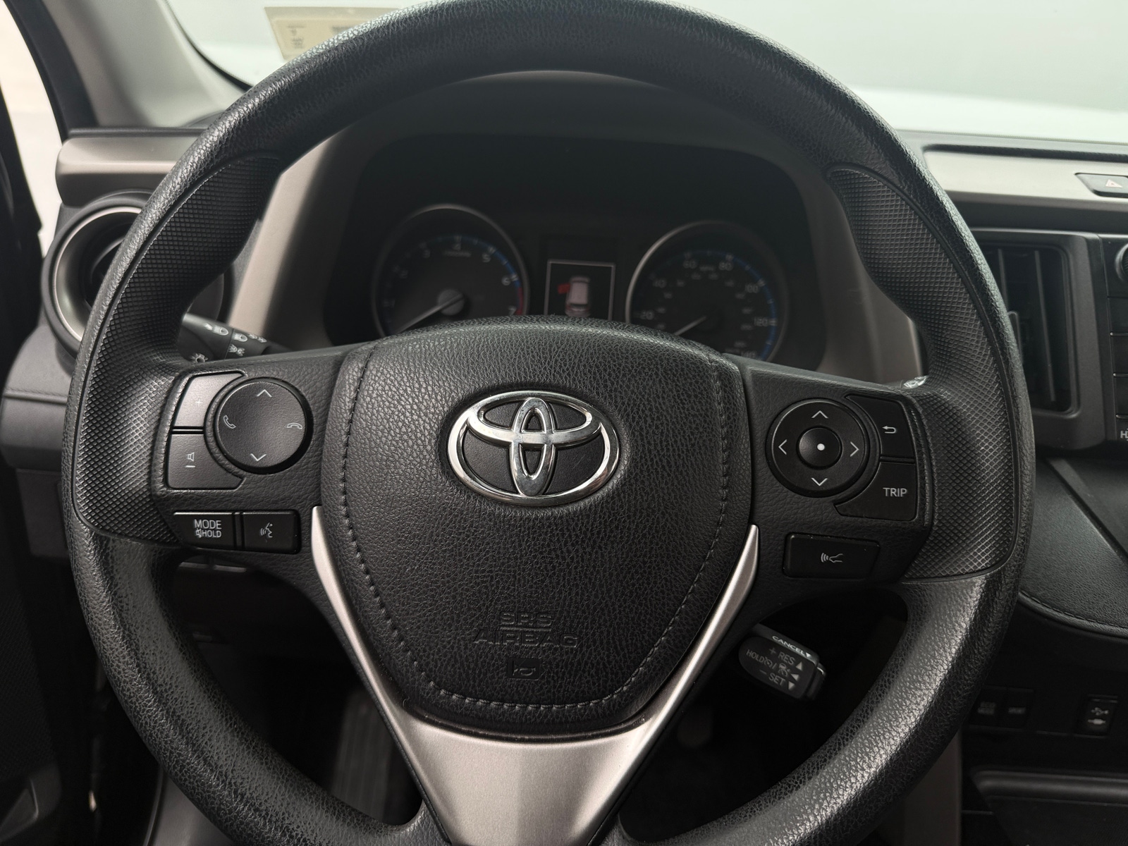Thumbnail: 2018 Toyota RAV4 - 5