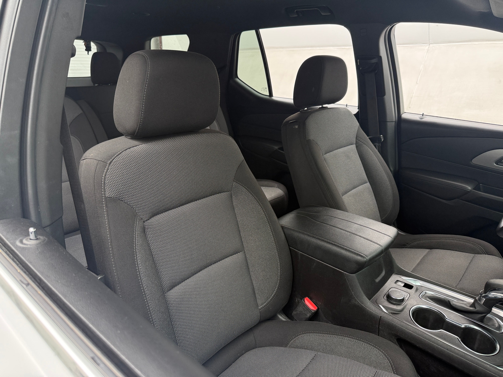 Thumbnail: 2022 Chevrolet Traverse - 2