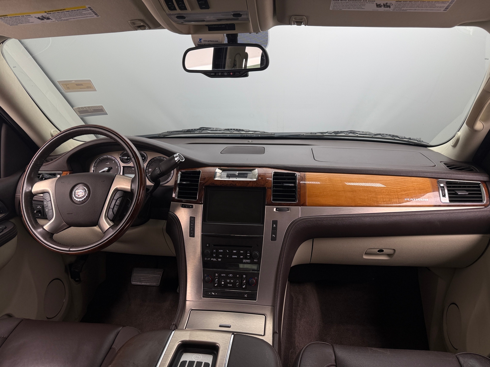 Thumbnail: 2011 Cadillac Escalade - 2