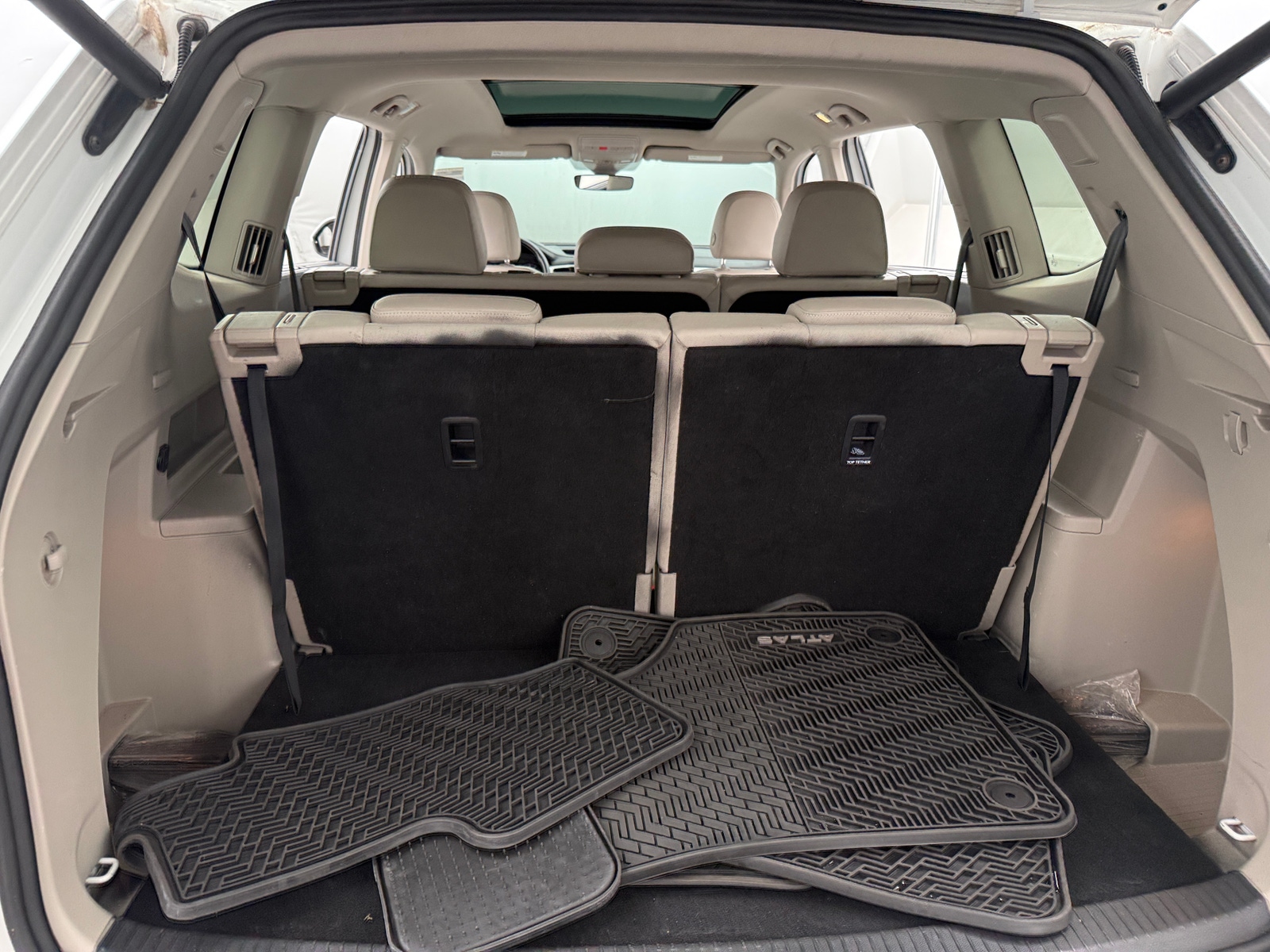 Thumbnail: 2019 Volkswagen Atlas - 6