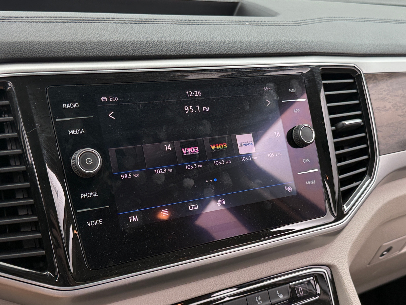 Thumbnail: 2019 Volkswagen Atlas - 3