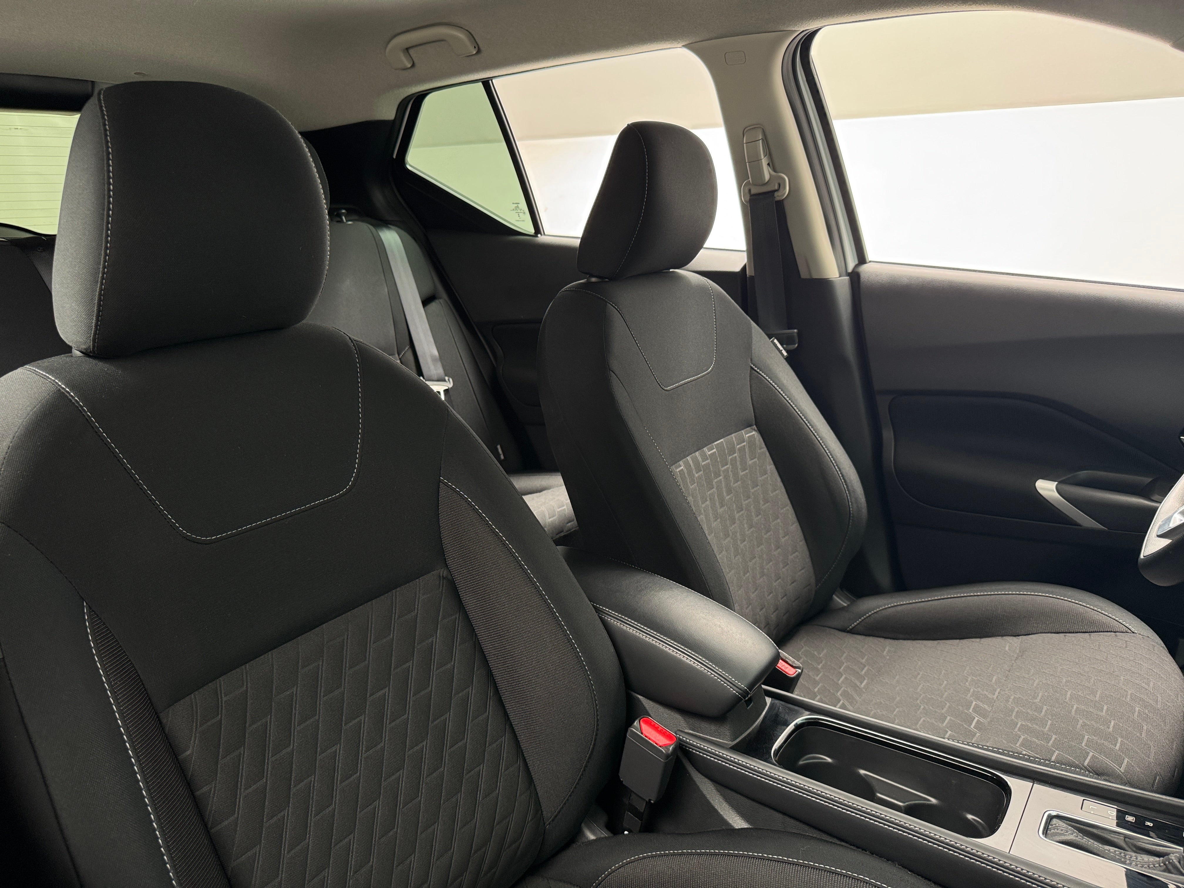2023 Nissan Kicks