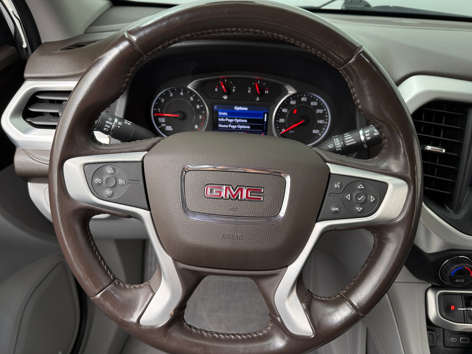 Thumbnail: 2020 GMC Acadia - 4