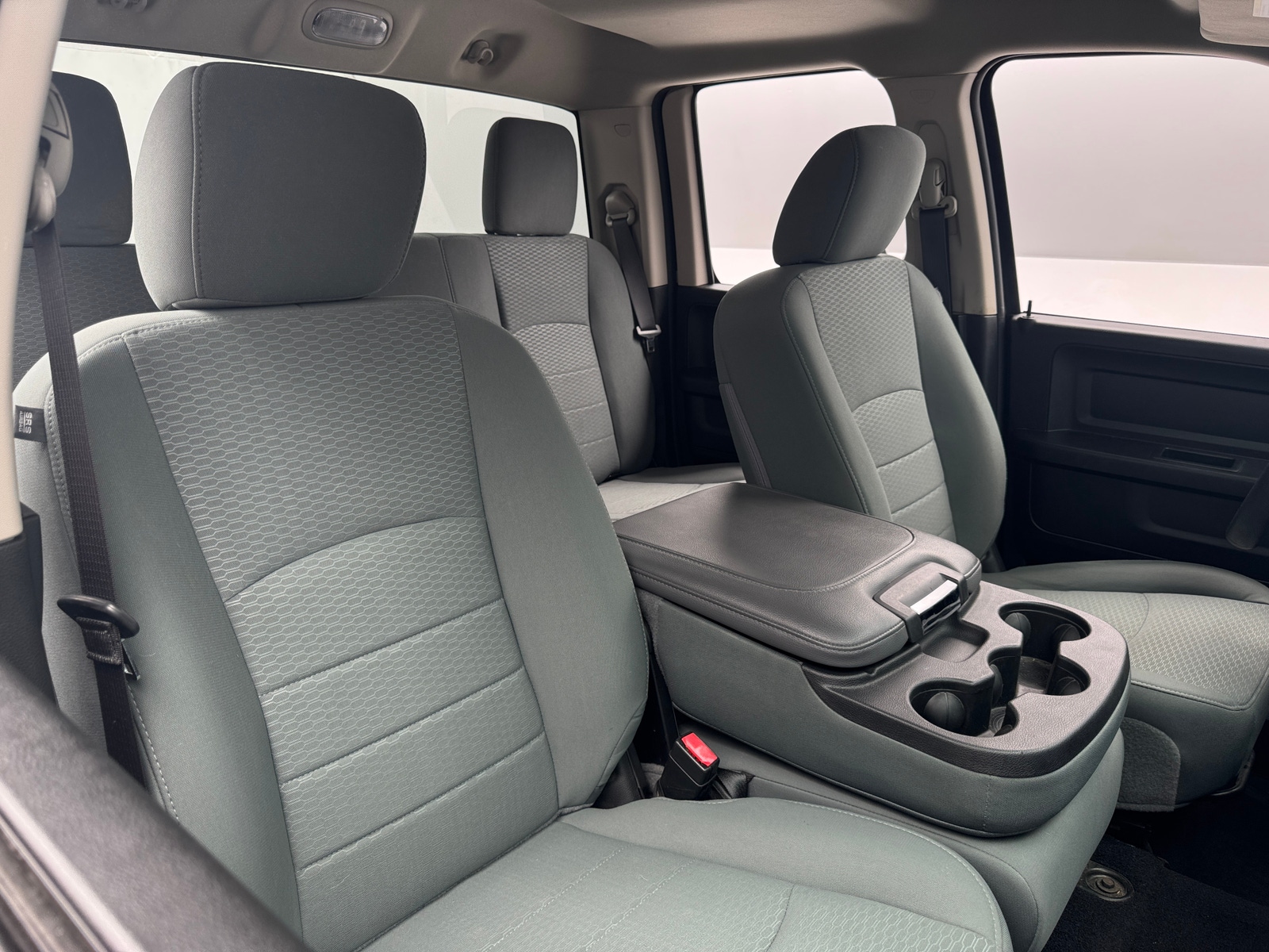 Thumbnail: 2019 RAM 1500 Classic - 2